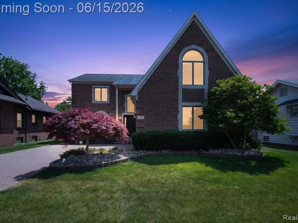 126 Baldwin Avenue, Royal Oak, MI 48067