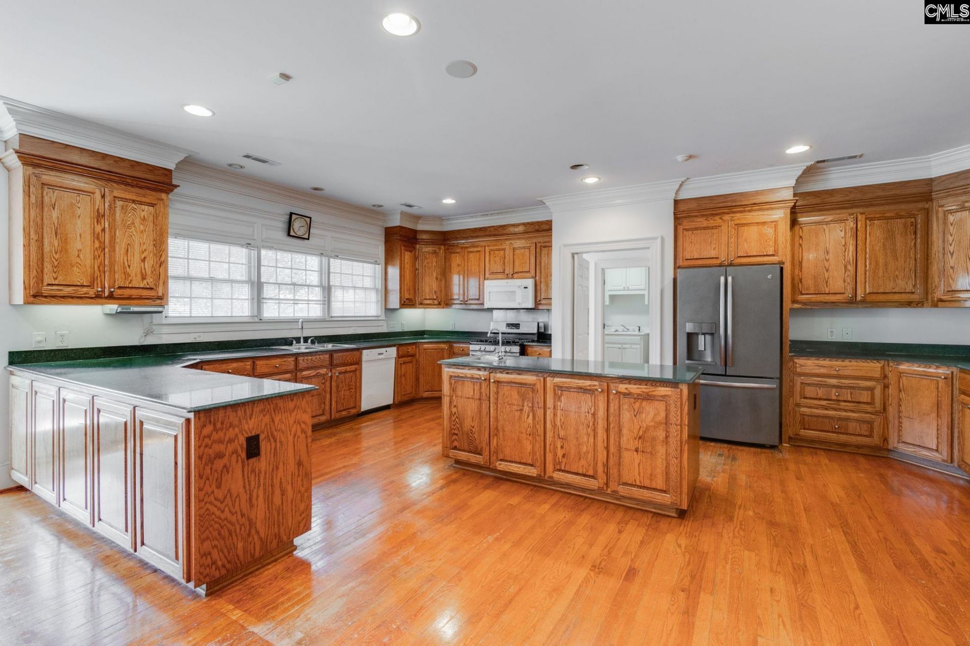 1775 N Kings Highway  Photo 20