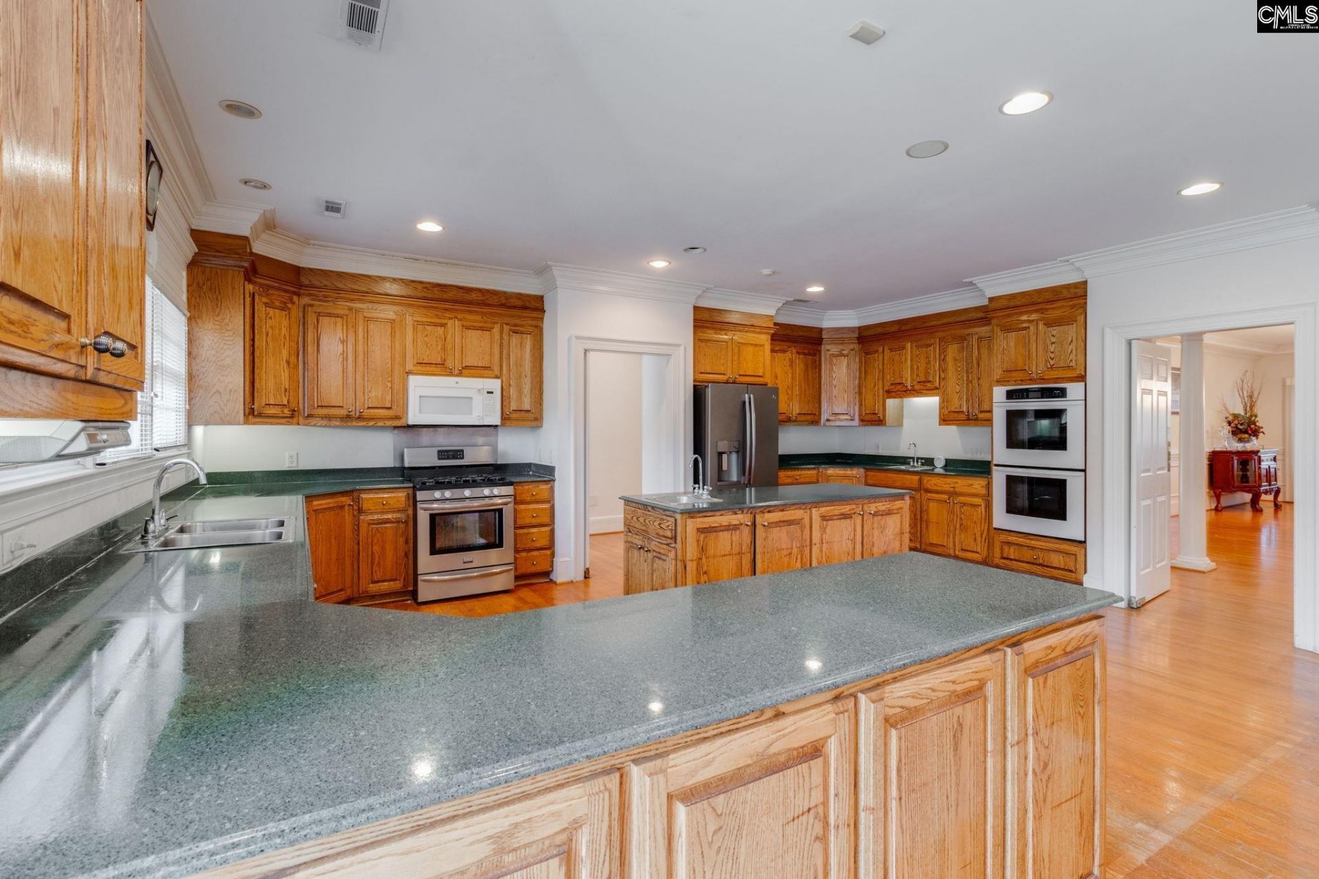 1775 N Kings Highway  Photo 21