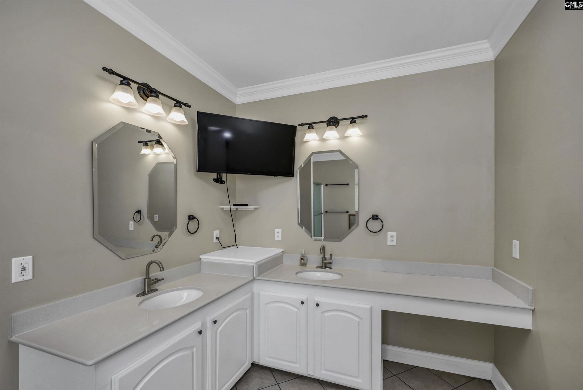 143 Harrison Circle  Photo 17
