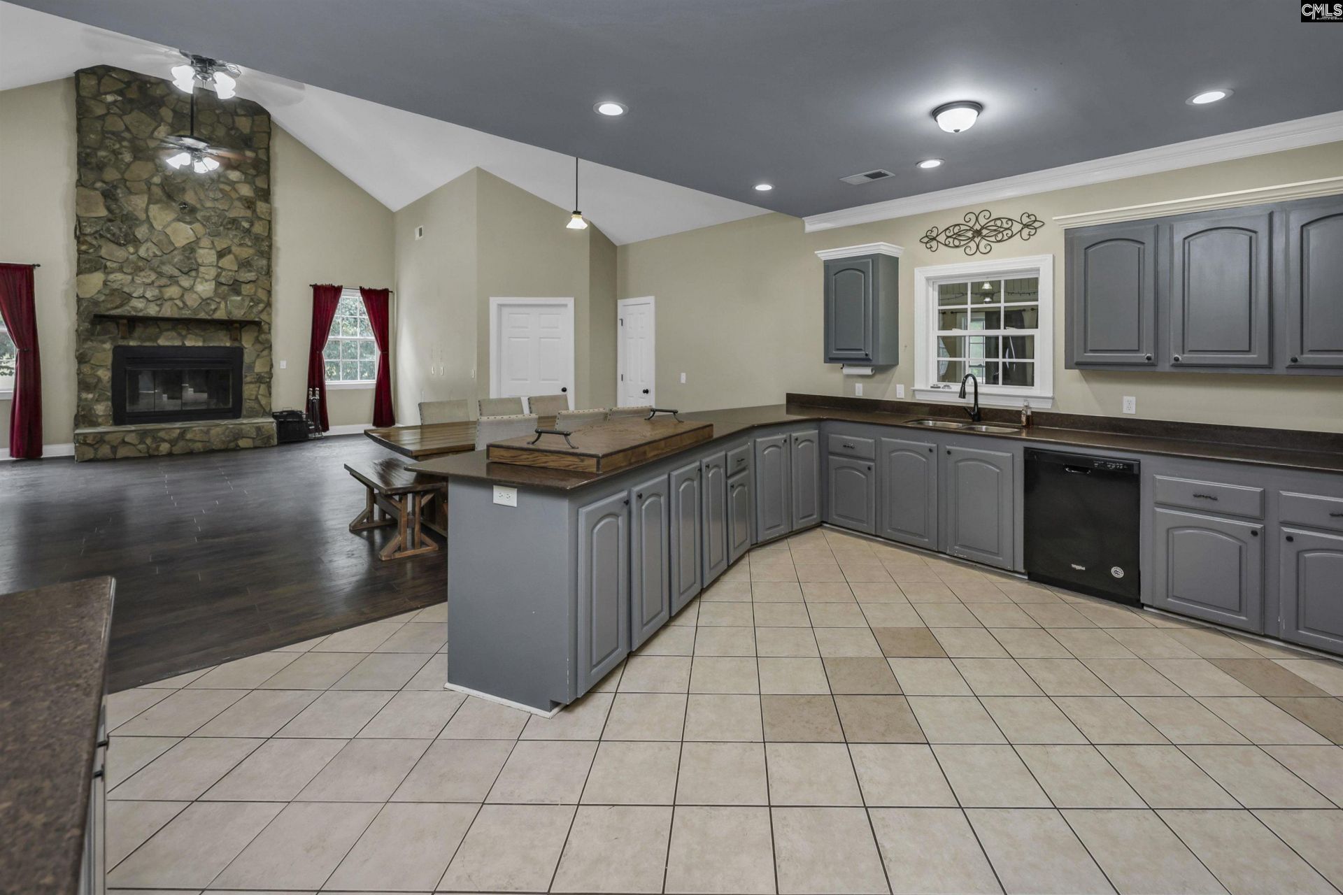 143 Harrison Circle  Photo 8