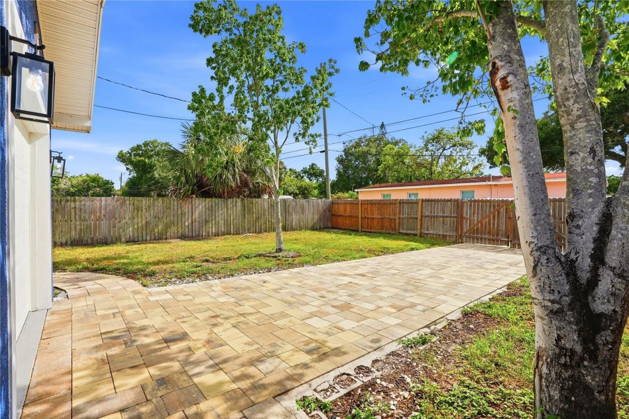 3610 28th Street N, Saint Petersburg, FL 33713 Photo