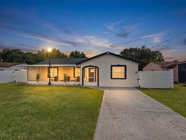 8014 N HABANA AVENUE, TAMPA, FL 33614