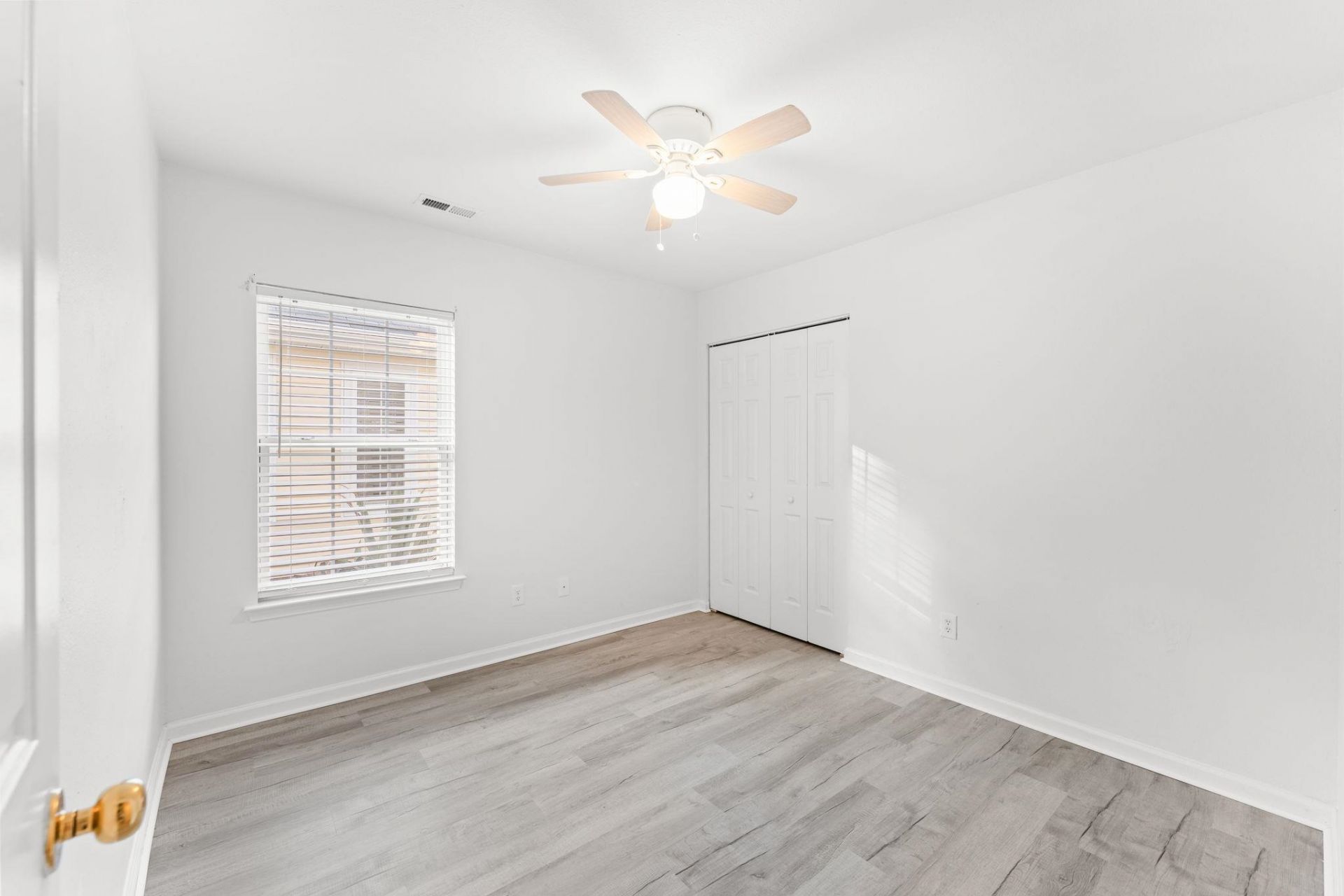 1117 Stoney Falls Blvd.  Photo 18