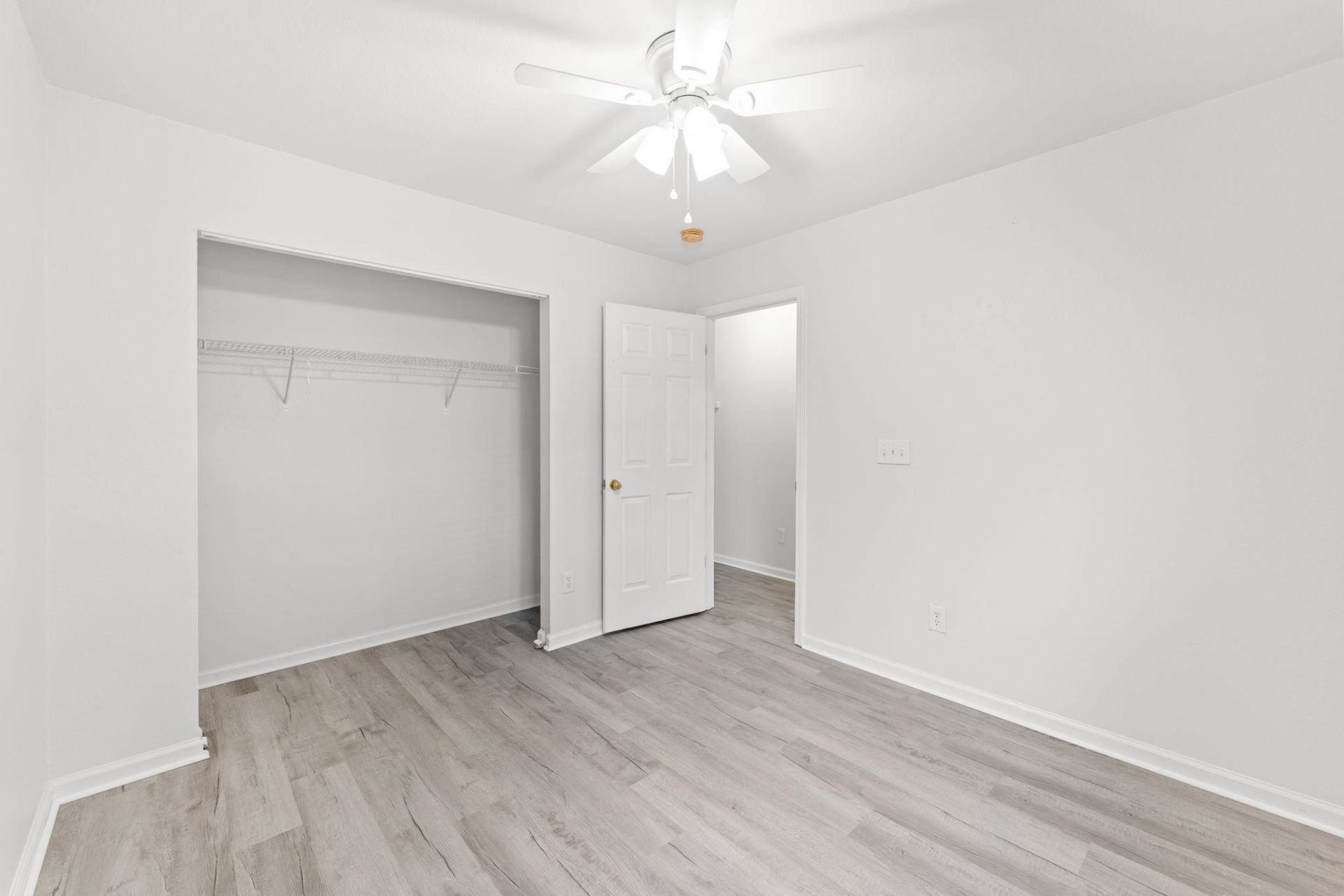 1117 Stoney Falls Blvd.  Photo 23
