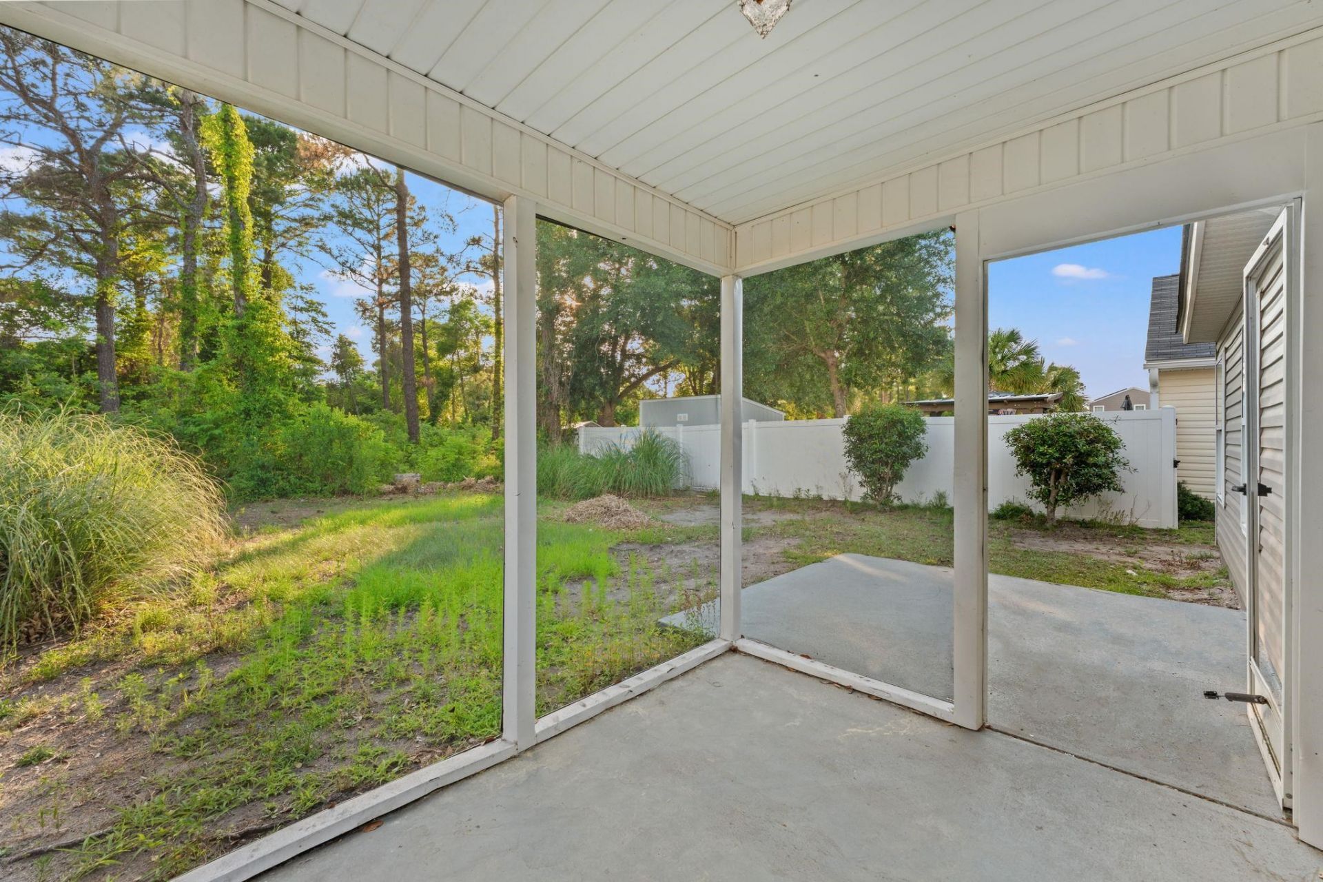 1117 Stoney Falls Blvd.  Photo 27