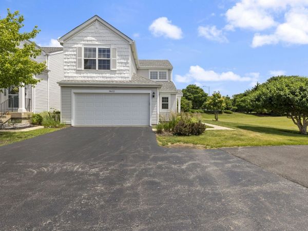 3612 Forest View Drive , Joliet, IL 60431