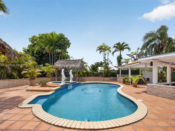 12121 SW 107th St , Miami, FL 33186
