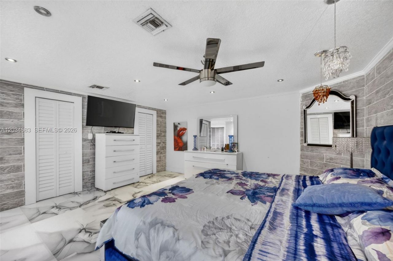 12121 SW 107th St , Miami, FL 33186 Photo