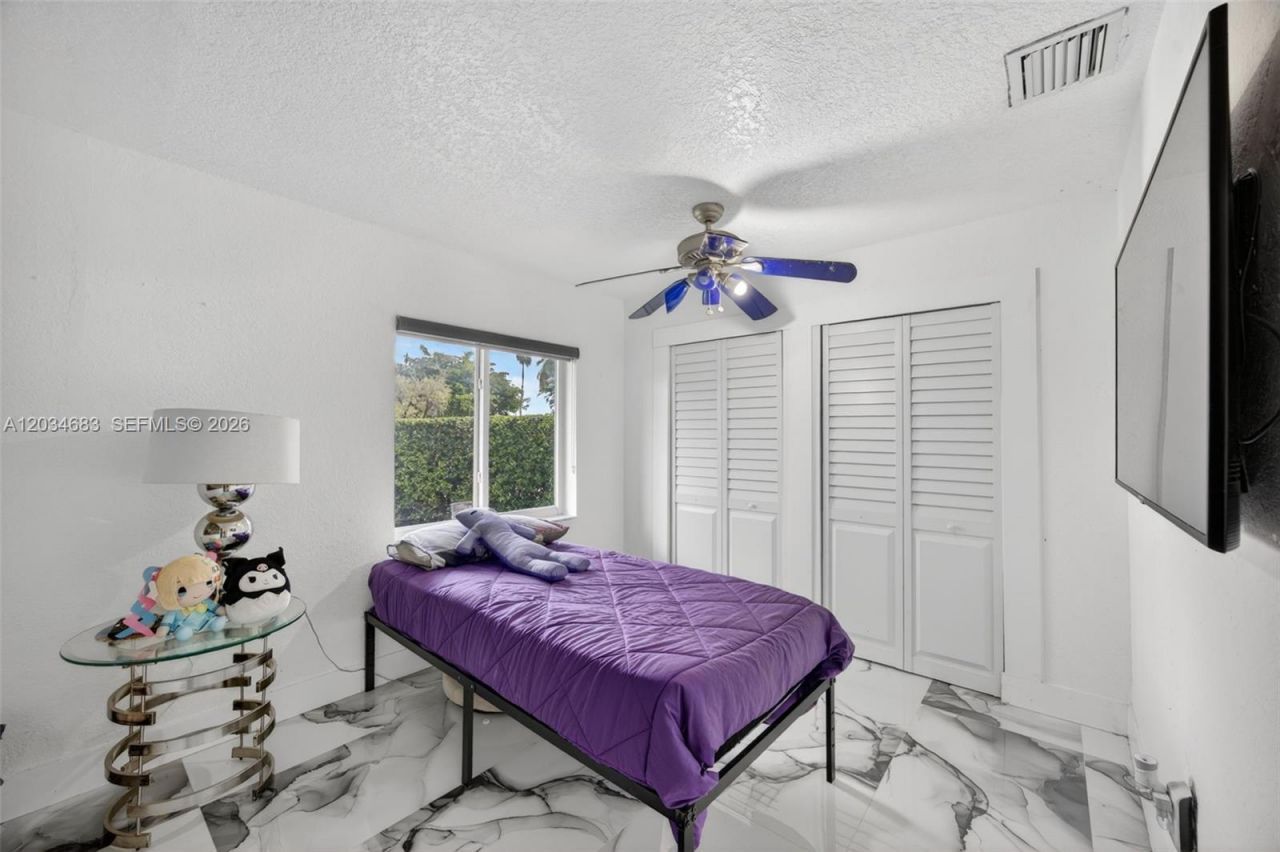 12121 SW 107th St , Miami, FL 33186 Photo