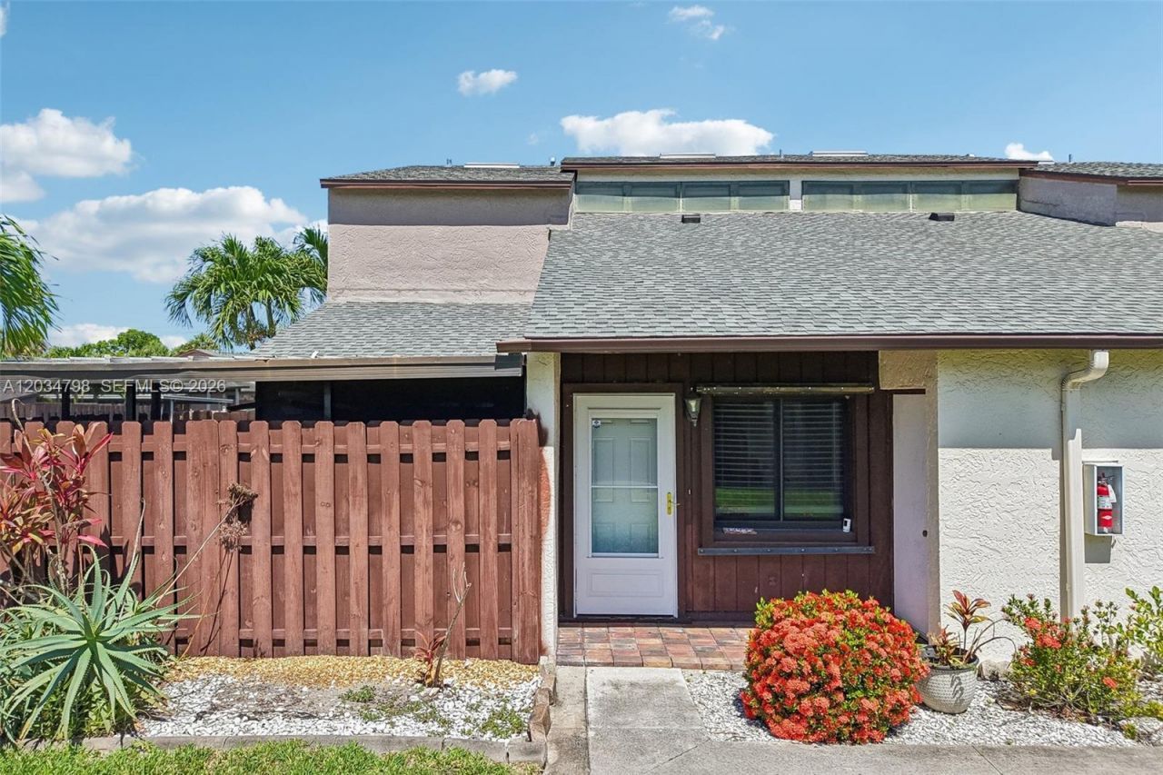 12939 Cherrydale Court , Fort Myers, FL 33919 Photo