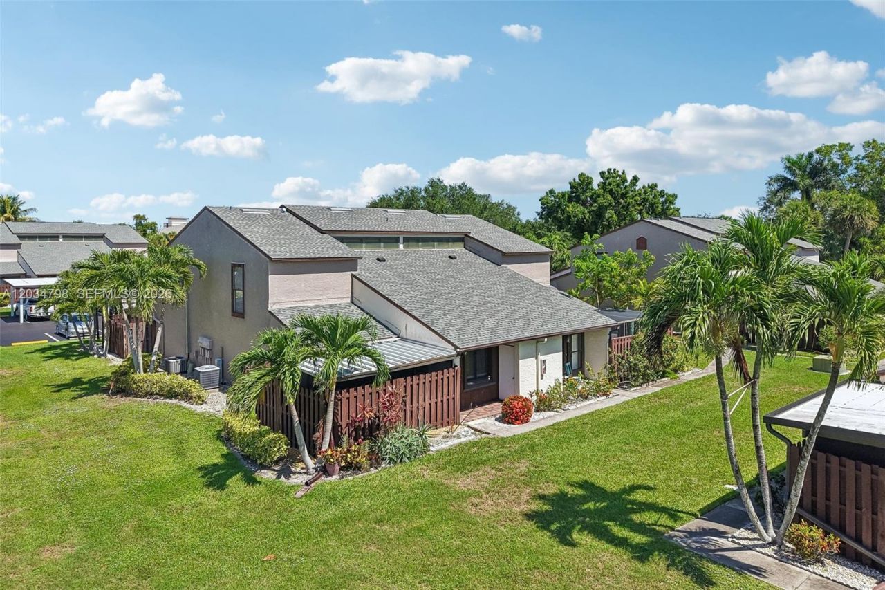 12939 Cherrydale Court , Fort Myers, FL 33919 Photo