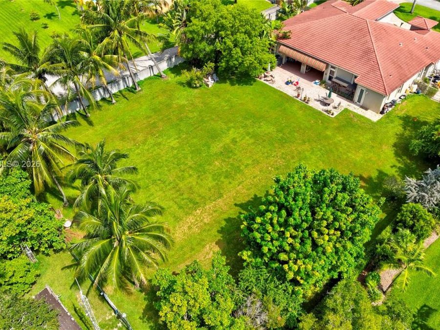Property Image 116