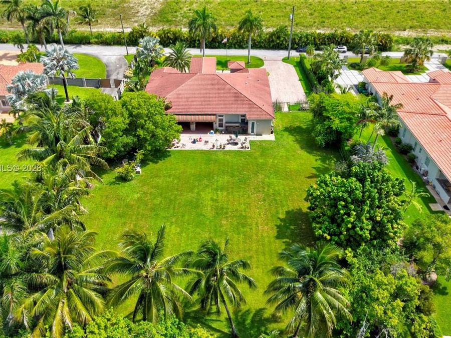 Property Image 118