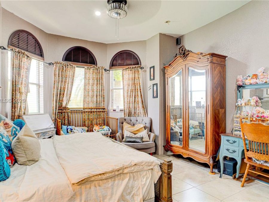 Property Image 59