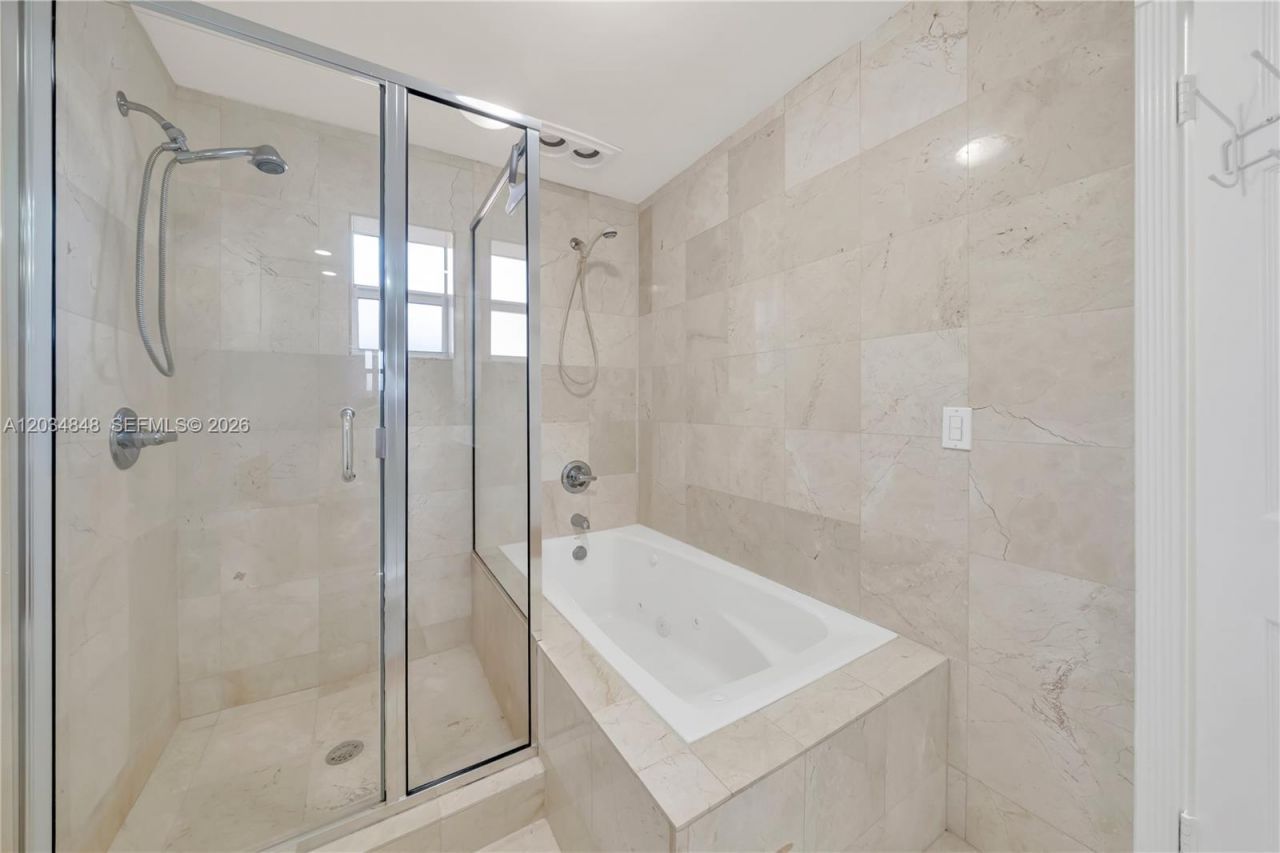 7600 SW 19th Ter , Unit C, Miami, FL 33155 Photo