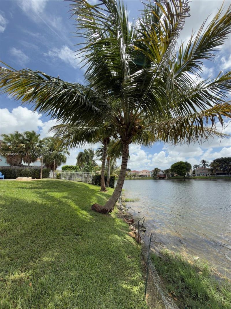 8404 SW 42nd Ct, Davie, FL 33328 Photo
