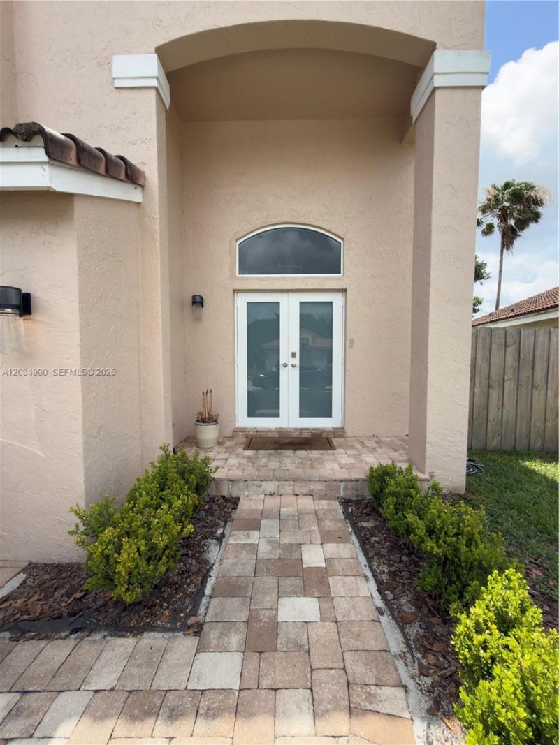 8404 SW 42nd Ct, Davie, FL 33328 Photo