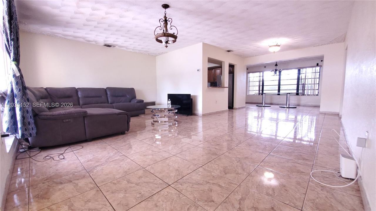 7607 Dilido Blvd , Miramar, FL 33023 Photo