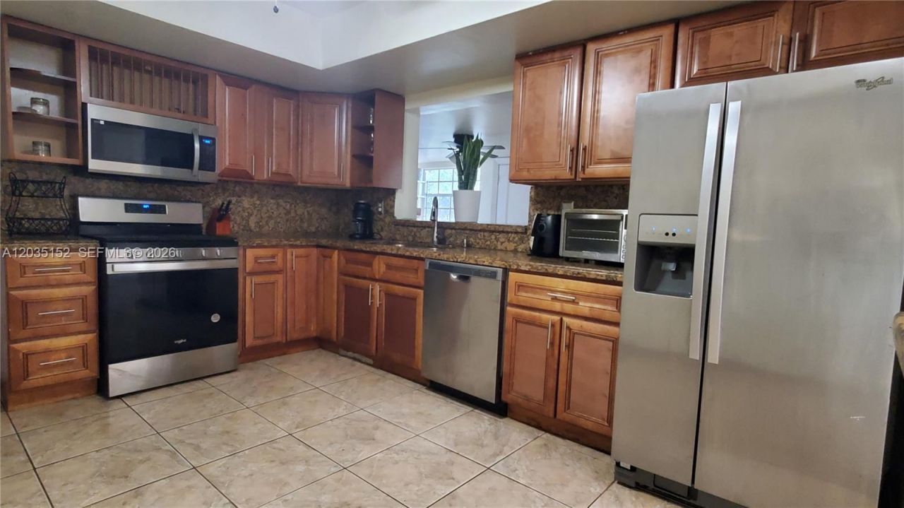 7607 Dilido Blvd , Miramar, FL 33023 Photo