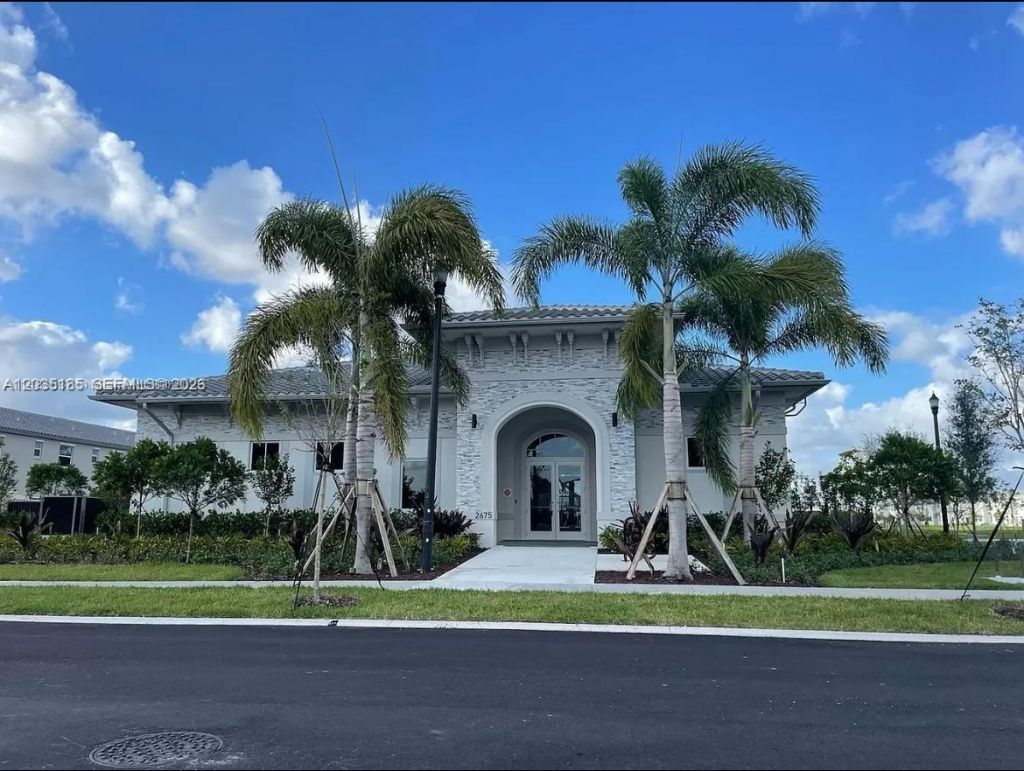 1718 SE 26th Ter, Homestead, FL 33035 Photo
