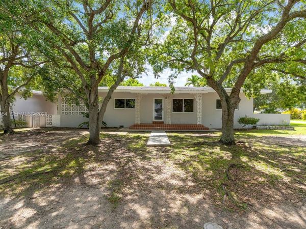 1701 NE 1st Ter , Homestead, FL 33030