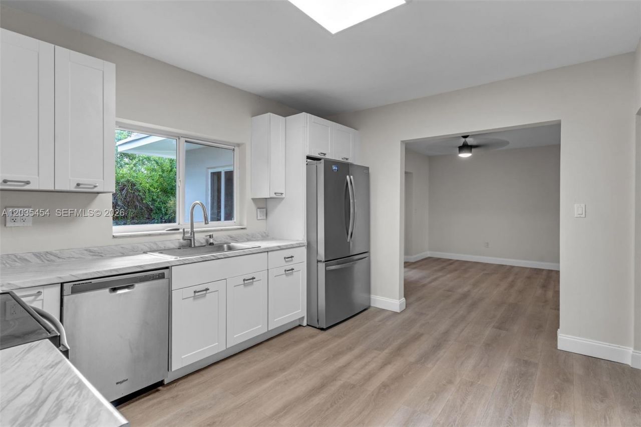 1701 NE 1st Ter , Homestead, FL 33030 Photo