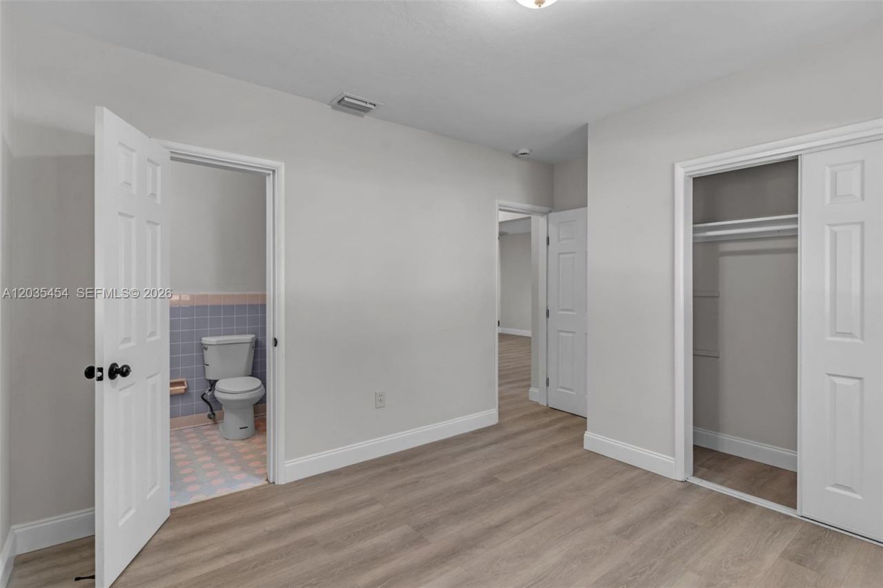 1701 NE 1st Ter , Homestead, FL 33030 Photo