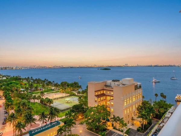 1717 N Bayshore Dr , Unit A-1650, Miami, FL 33132