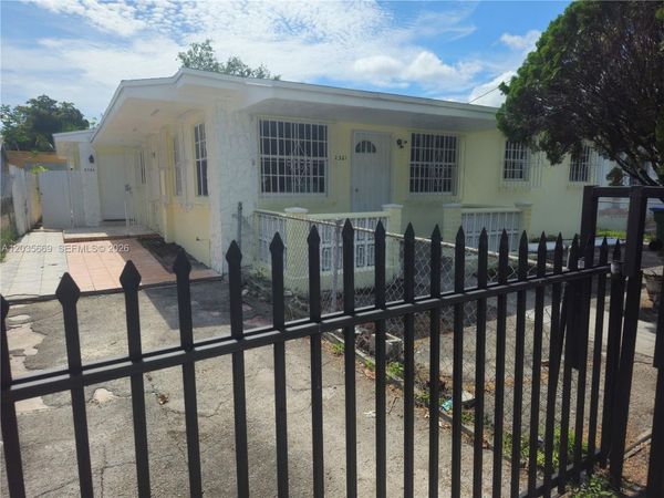 2523 NW 13th Ave , Unit 2521, Miami, FL 33142