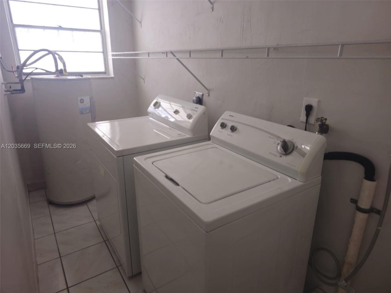 2521 NW 13th Ave, Unit 2521, Miami, FL 33142 Photo
