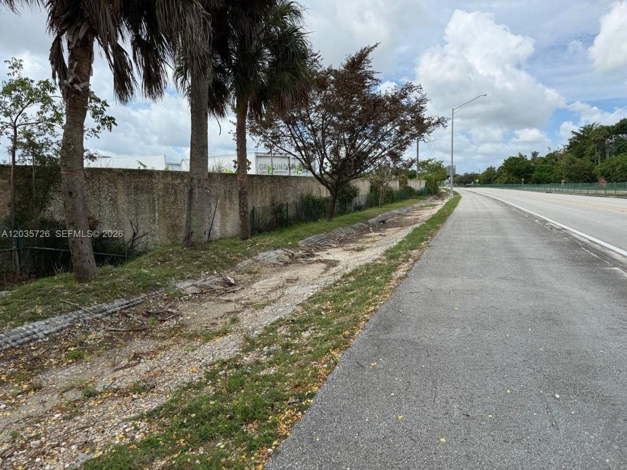 Sw 157th , Homestead, FL 33033 Photo