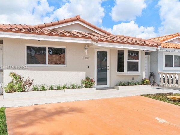 11432 NW 87th Pl , Unit 11432, Hialeah Gardens, FL 33018