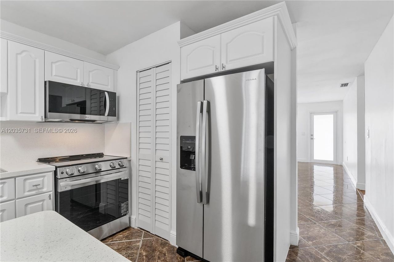 11432 NW 87th Pl, Unit 11432, Hialeah Gardens, FL 33018 Photo