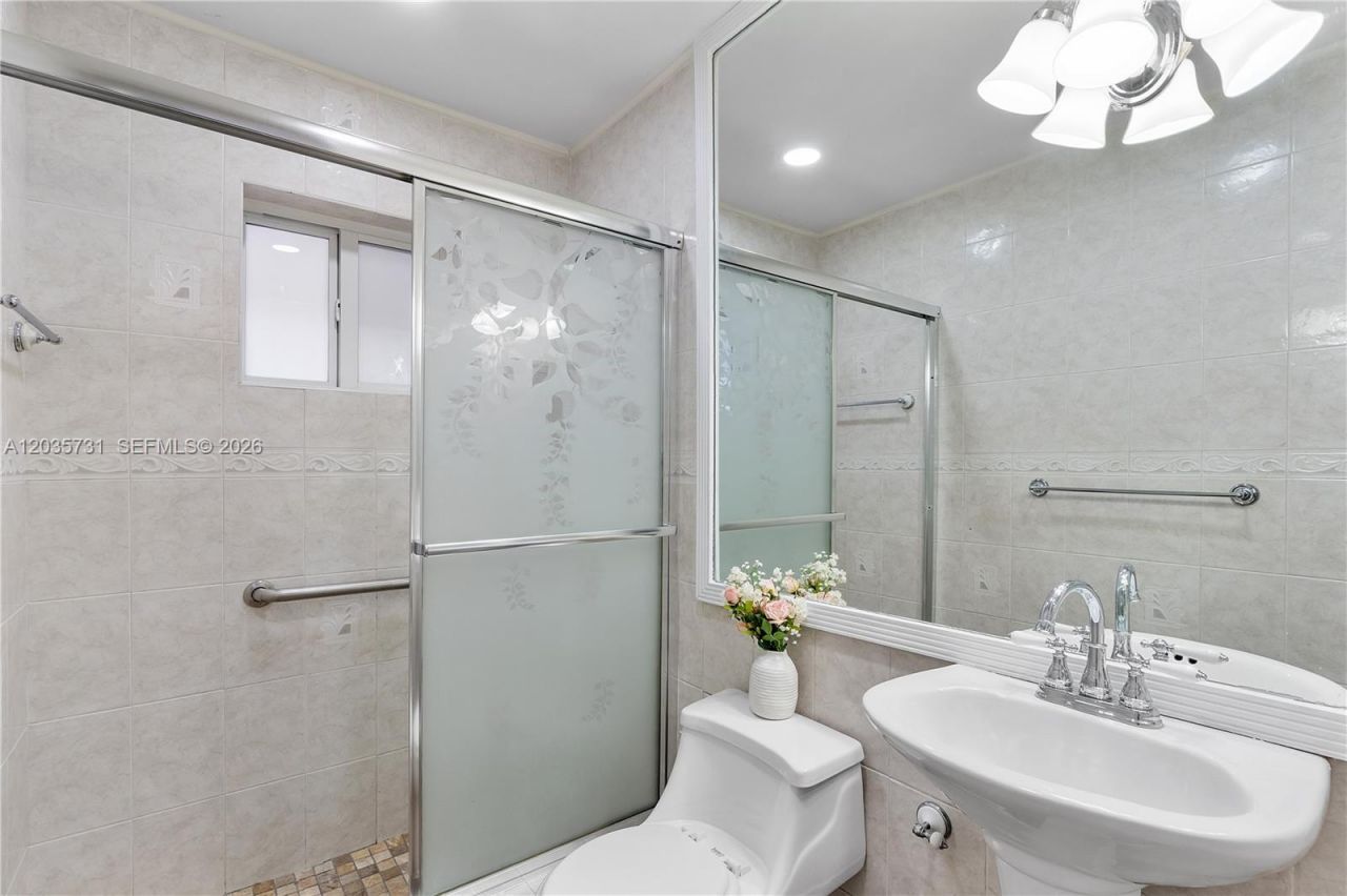 11432 NW 87th Pl, Unit 11432, Hialeah Gardens, FL 33018 Photo