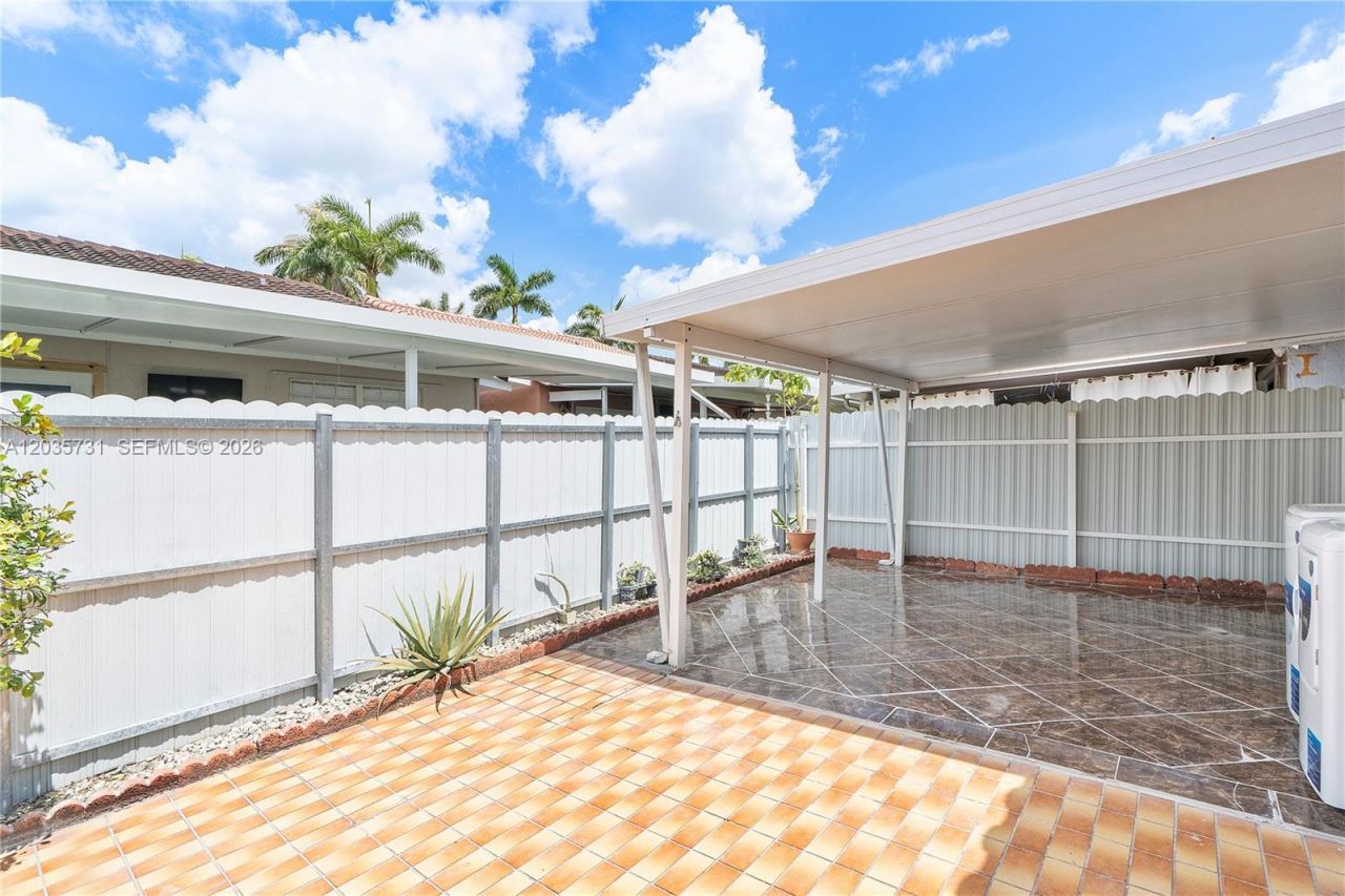 11432 NW 87th Pl, Unit 11432, Hialeah Gardens, FL 33018 Photo