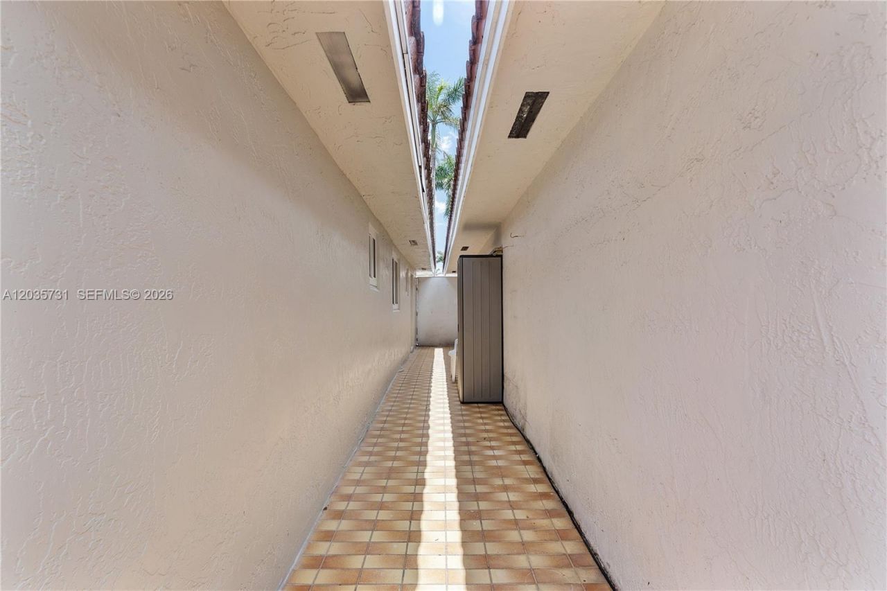 11432 NW 87th Pl, Unit 11432, Hialeah Gardens, FL 33018 Photo