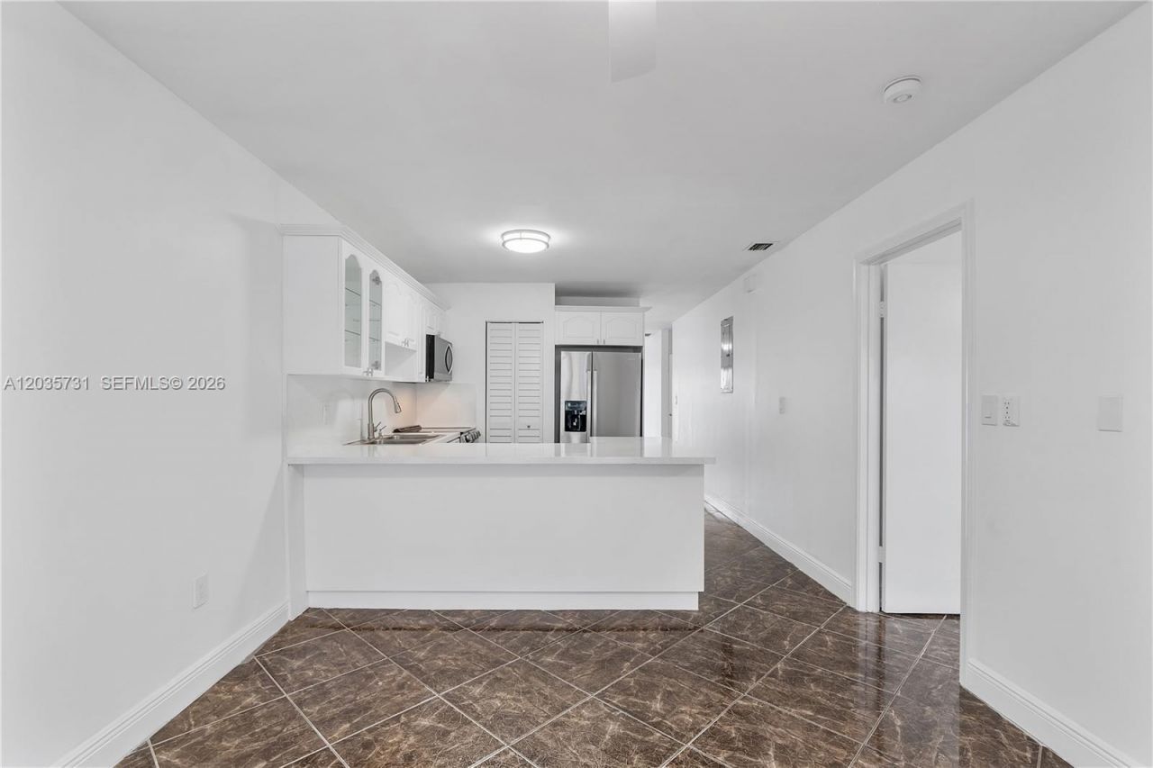 11432 NW 87th Pl, Unit 11432, Hialeah Gardens, FL 33018 Photo