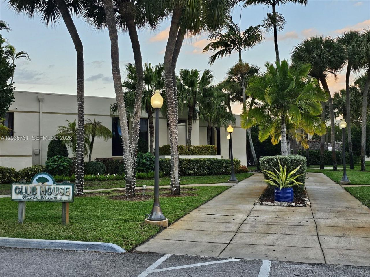8075 SW 107th Ave , Unit 114, Miami, FL 33173 Photo