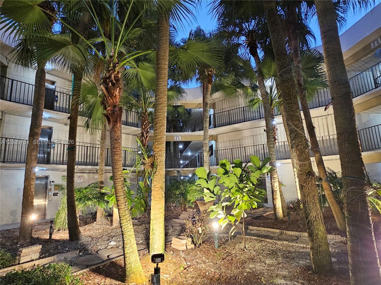 8075 SW 107th Ave , Unit 114, Miami, FL 33173 Photo