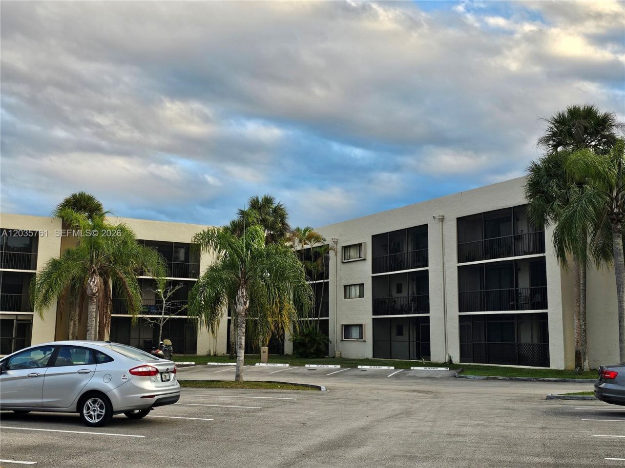 8075 SW 107th Ave , Unit 114, Miami, FL 33173 Photo