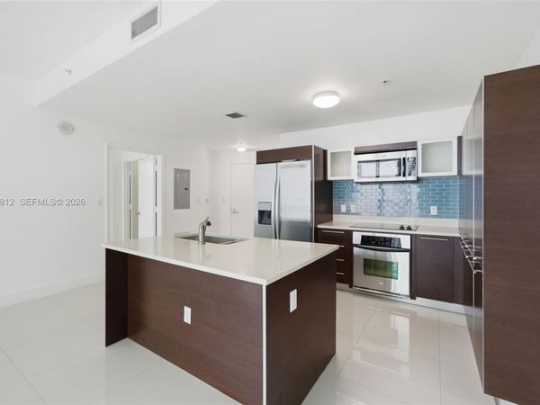 1900 N Bayshore Dr , Unit 2207, Miami, FL 33132