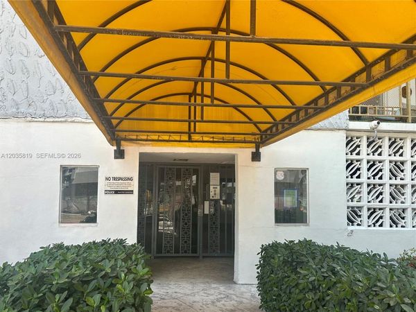 1340 Lincoln Rd , Unit 309, Miami Beach, FL 33139