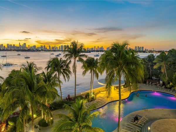 1330 West Ave , Unit 3009, Miami Beach, FL 33139