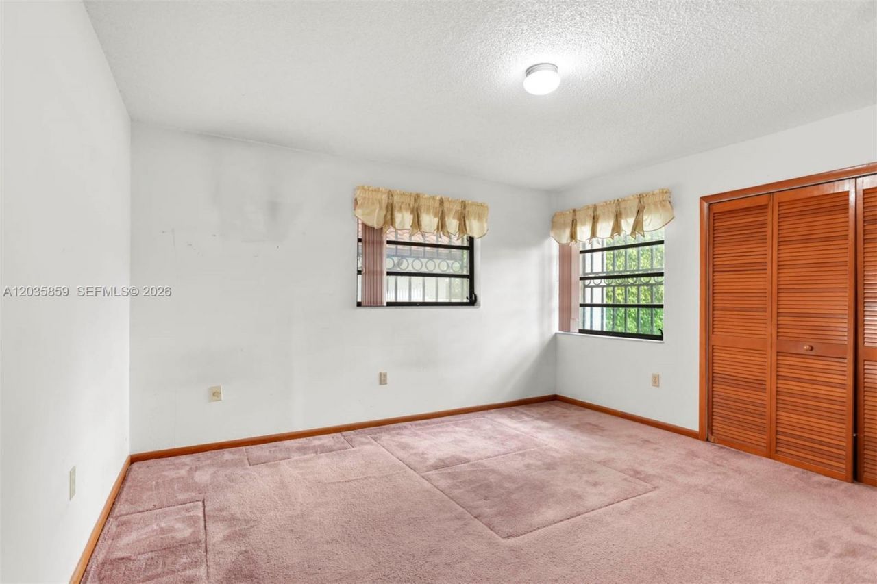 320 NW 136th Ave , Miami, FL 33182 Photo
