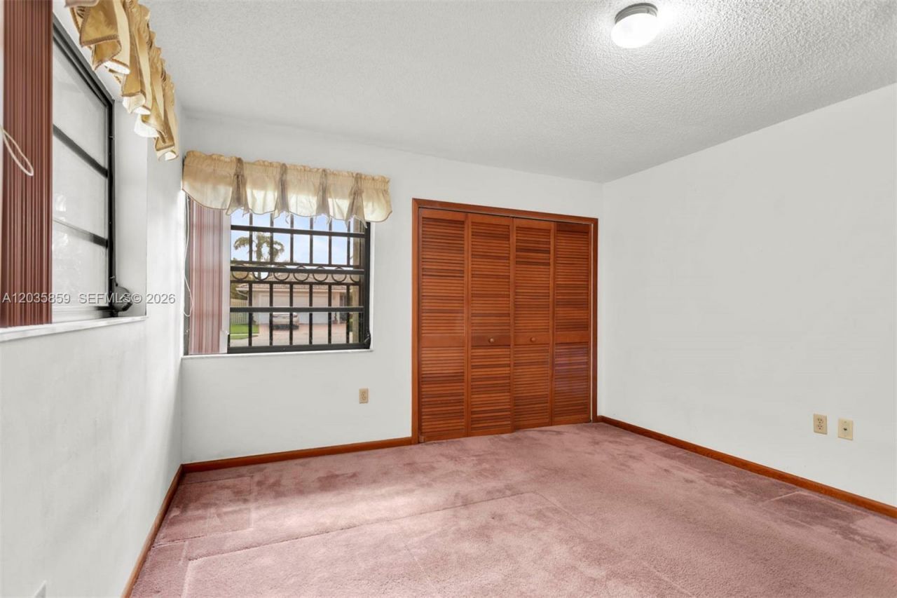 320 NW 136th Ave , Miami, FL 33182 Photo