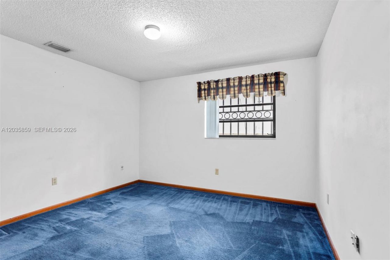 320 NW 136th Ave , Miami, FL 33182 Photo