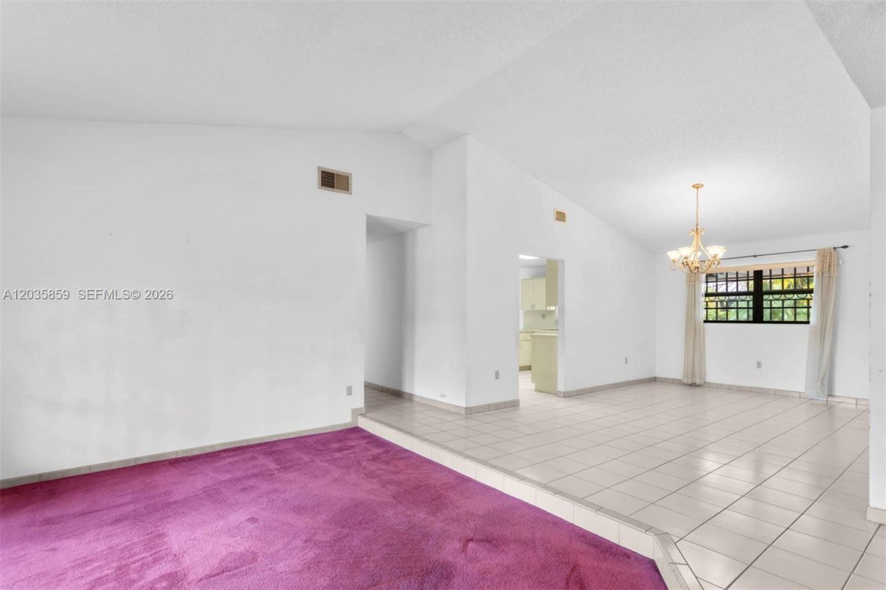 320 NW 136th Ave , Miami, FL 33182 Photo