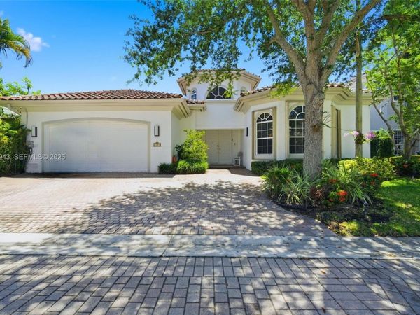 1205 Seagull Ter , Hollywood, FL 33019