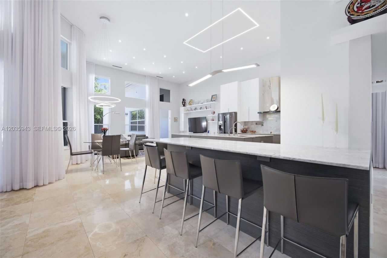 1205 Seagull Ter , Hollywood, FL 33019 Photo
